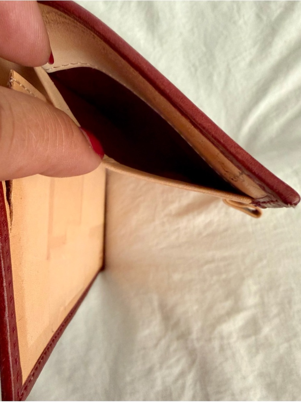 👑✅PRICE FIRM✅ COACH burgundy check book cover and mini picture frame key fob set - Picture 13 of 17